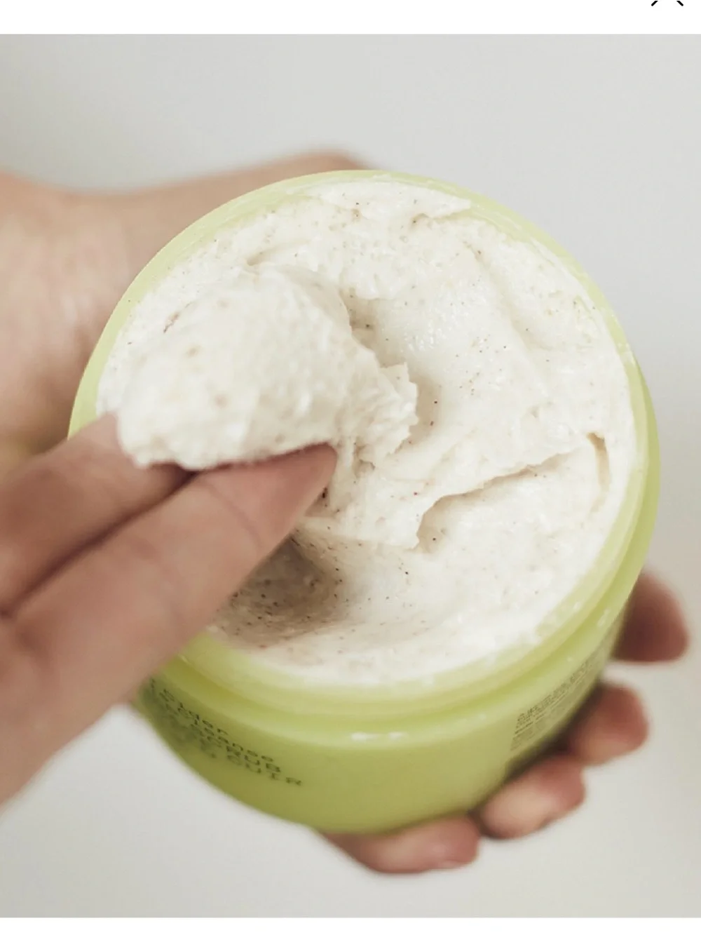 FEKKAI Apple Cider Detox Scalp Scrub - Anti-build-up  Anti-impurities